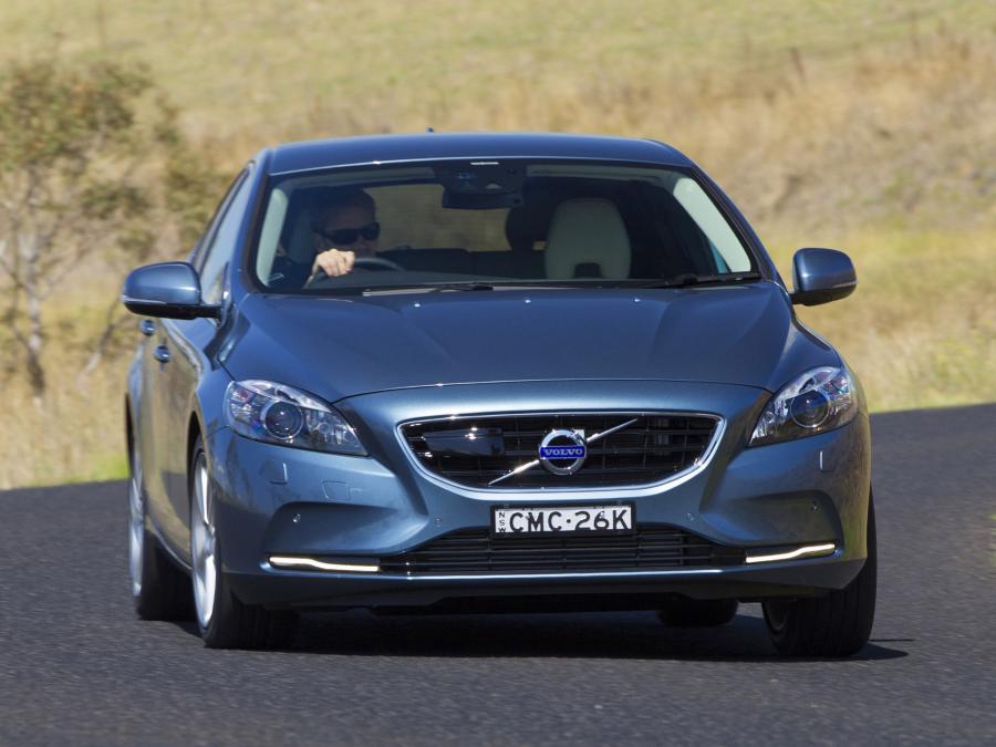  Volvo V40 T4 2012 года  (AU) (фото 2 из 5)
